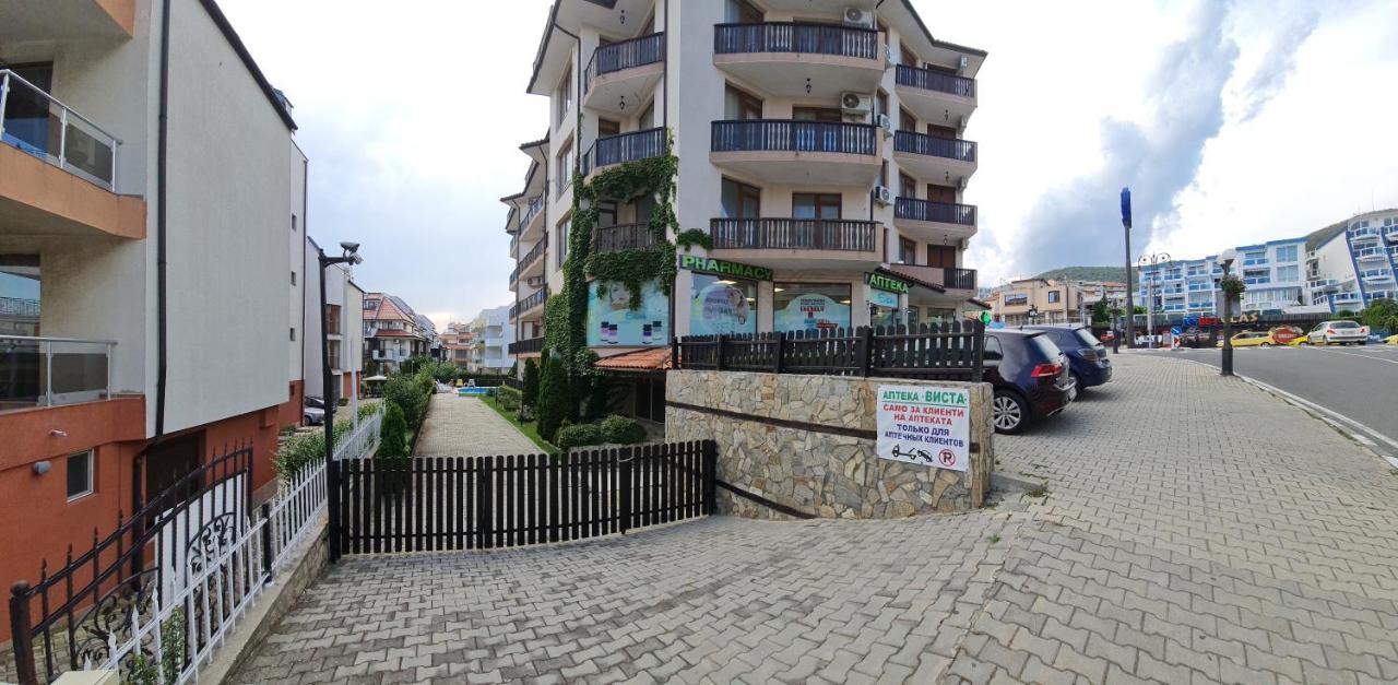 Aquamarine Apartments Sveti Vlas Exterior photo