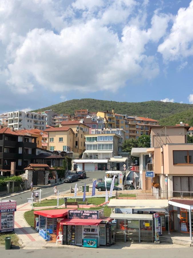 Aquamarine Apartments Sveti Vlas Exterior photo