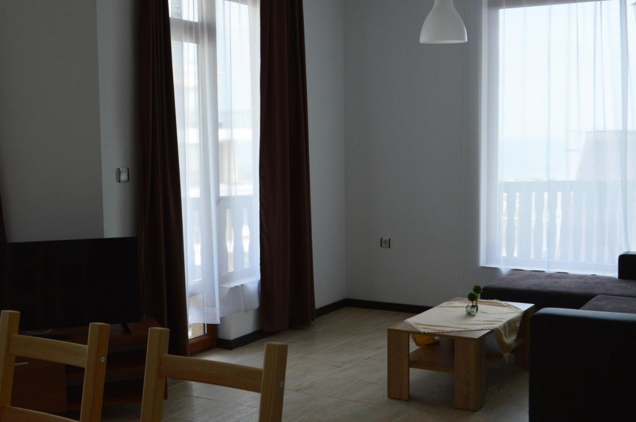 Aquamarine Apartments Sveti Vlas Exterior photo